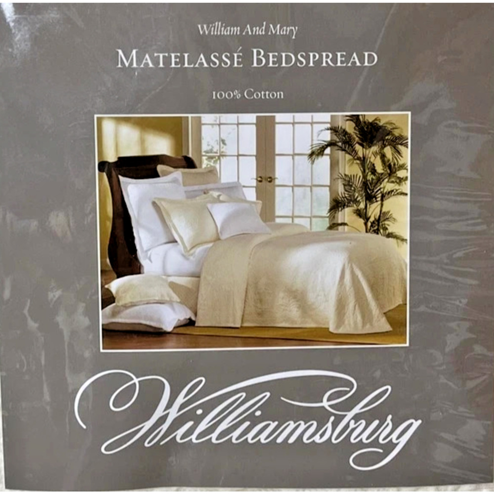 William And Mary Matelasse Bedspread By Williamsburg 100% Cotton Bone Twin